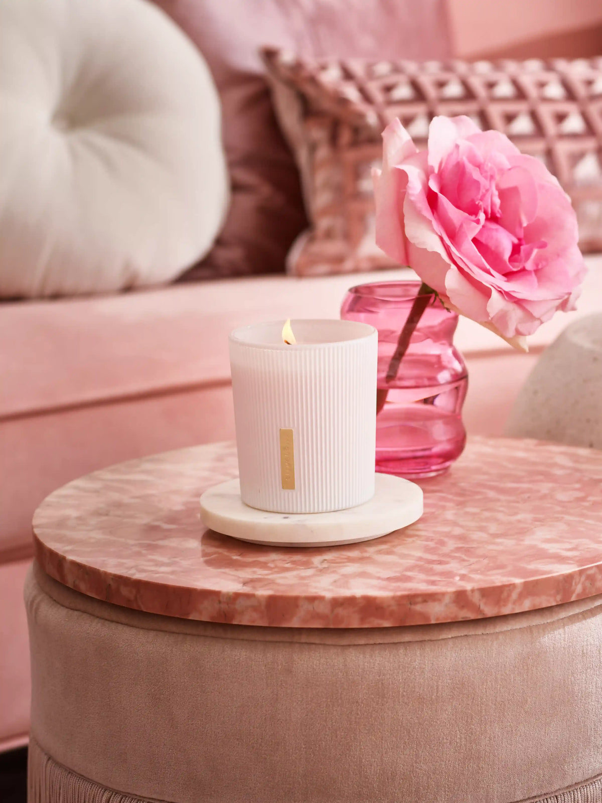 The Ritual of Sakura Scented Candle 290 g